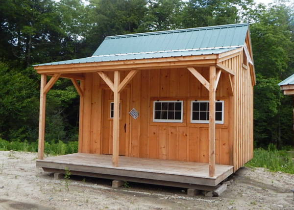 The 16x16 Homesteader looks great in a natural setting such as a mountain, lake, field or forest.