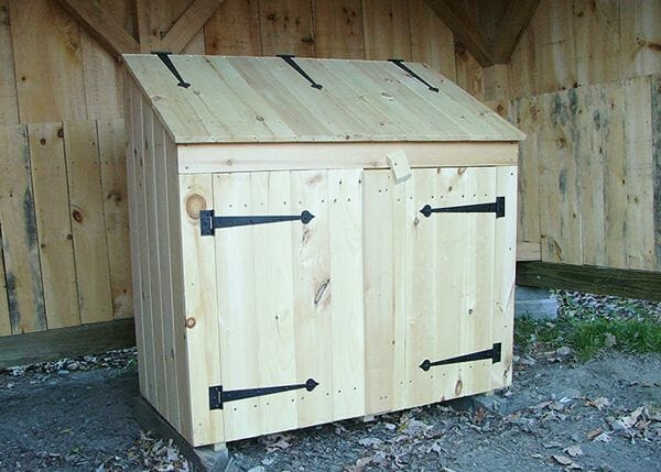 2x4 Garbage Bin can be used to store garden tools too