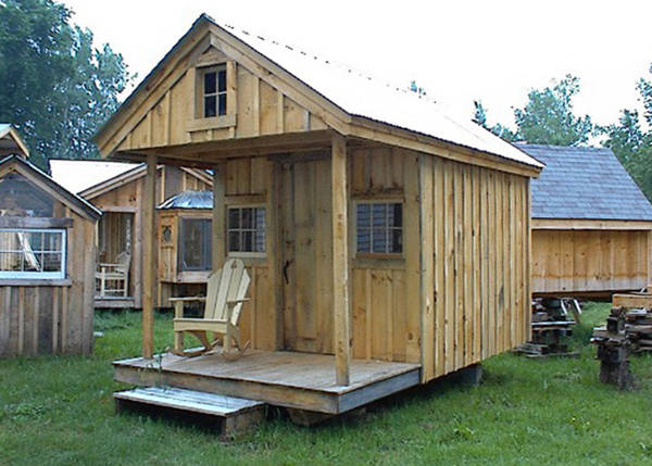 8x16 Bunkhouse with porch and loft