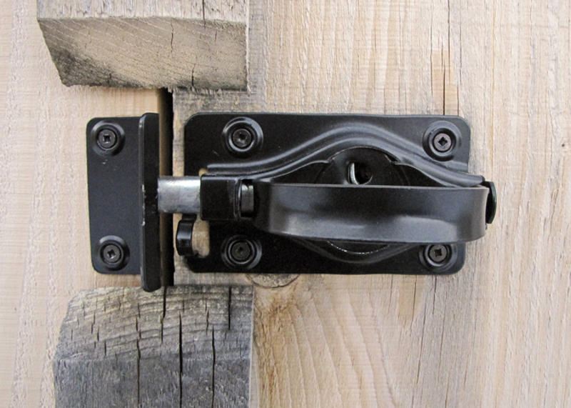 Barn Door Latch for Swinging Door,Pad Lock Lockable,Shed handle,Silver or BLACK 