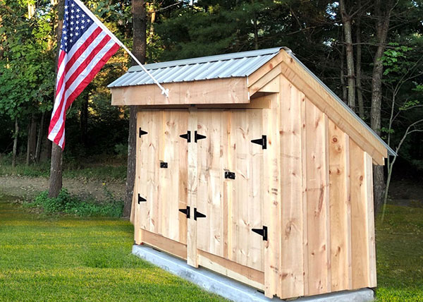 This 4x10 Garbage Shed was built on a concrete pad.