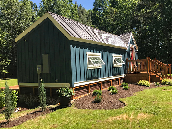 Xylia 12x24 Fully Assembled • Jamaica Cottage Shop